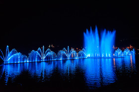 Жители и гости Абрау-Дюрсо увидят новую программу шоу фонтанов 